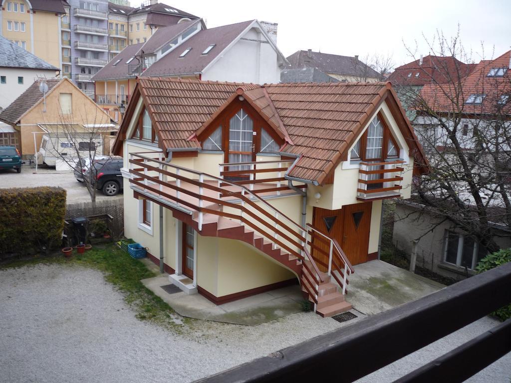 Jokai Apartmanhaz Heviz Room photo